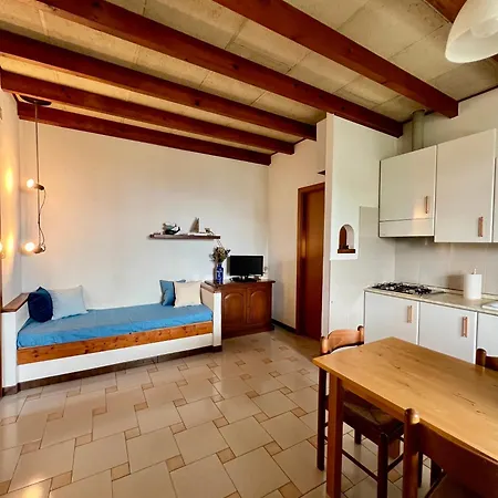 Appartamento Vacanze Con Accesso Spiaggia Terrazzo E Parcheggio Savone