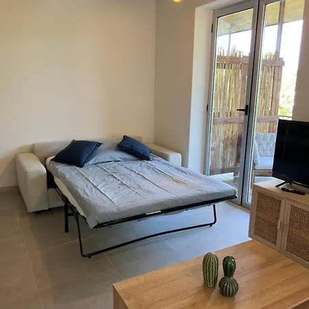 Appartamento Vacanze Con Accesso Spiaggia Terrazzo E Parcheggio *