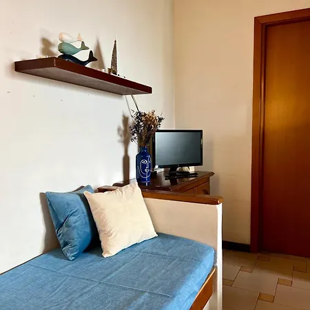 Appartamento Vacanze Con Accesso Spiaggia Terrazzo E Parcheggio