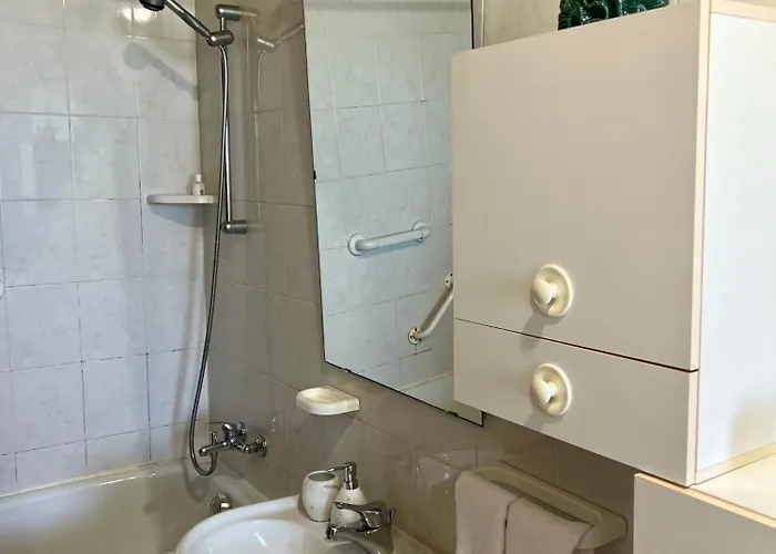 Vacanze Con Accesso Terrazzo E Parcheggio Апартаменты *