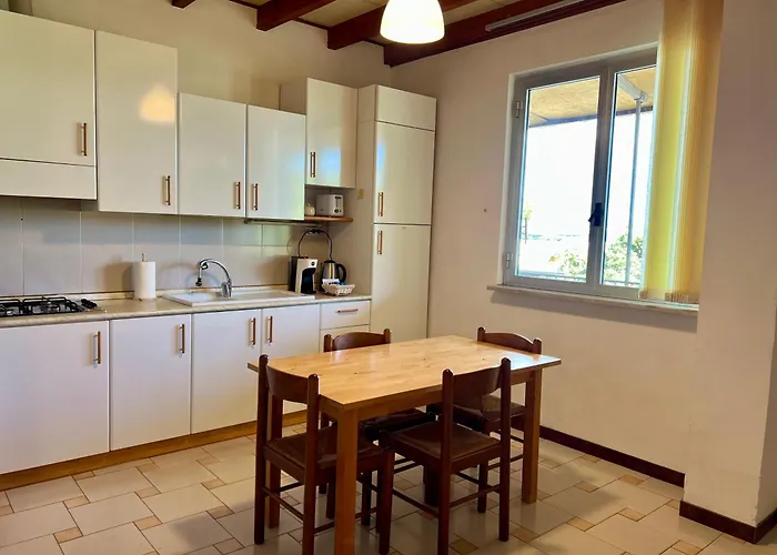 Апартаменты Vacanze Con Accesso Terrazzo E Parcheggio